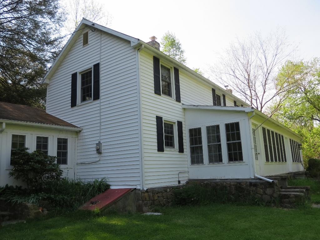 1929 Lithia Road Buchanan, VA 24066 - Photo 29 of 31 left front (1024x768)