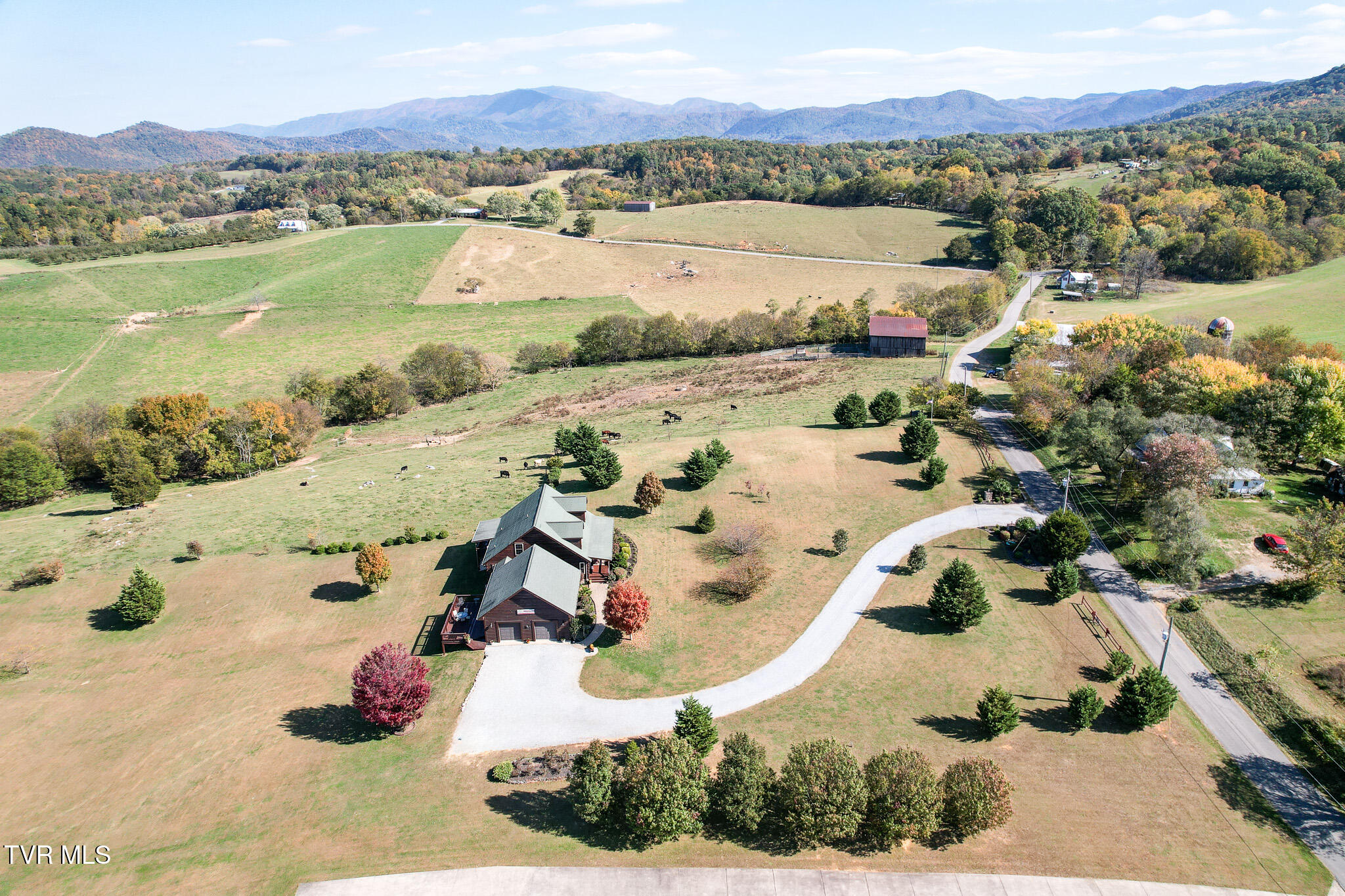 2044 Garrett Hill Road Greeneville, TN 37743 - Photo 18 of 64 DJI_0116-Edit