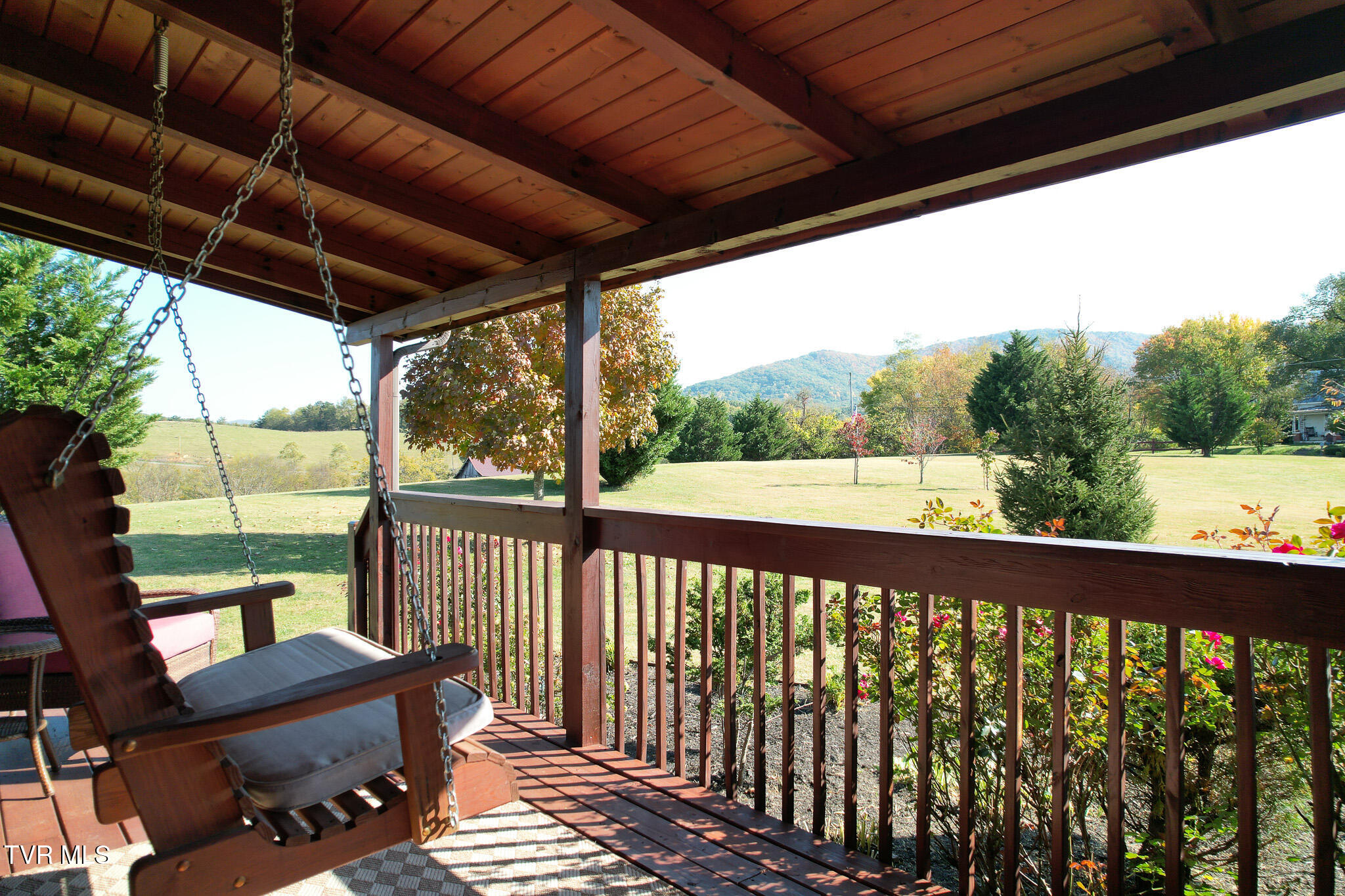 2044 Garrett Hill Road Greeneville, TN 37743 - Photo 22 of 64 DJI_0208