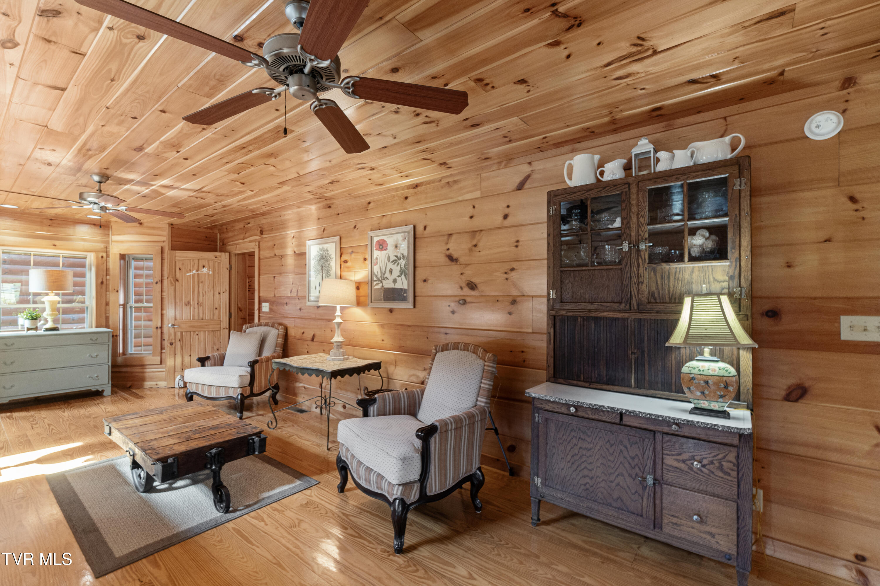 2044 Garrett Hill Road Greeneville, TN 37743 - Photo 28 of 64 DSC02861