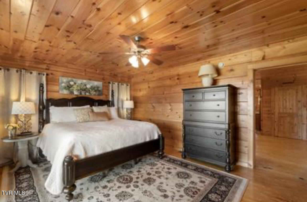 2044 Garrett Hill Road Greeneville, TN 37743 - Photo 39 of 64 IMG_1082