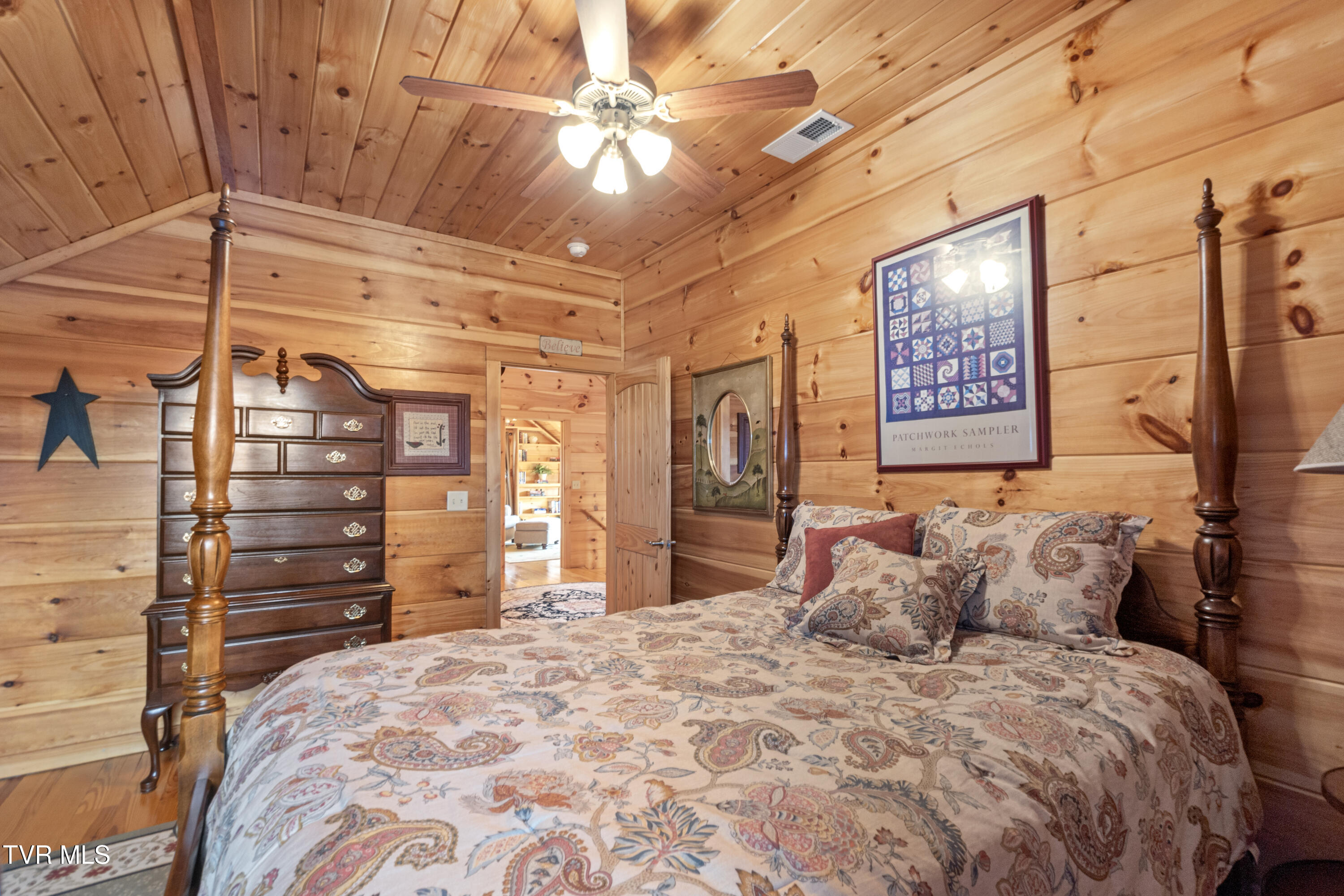 2044 Garrett Hill Road Greeneville, TN 37743 - Photo 46 of 64 DSC02986