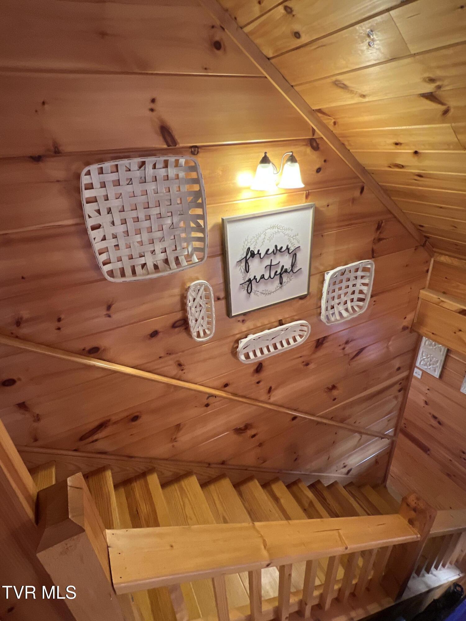 2044 Garrett Hill Road Greeneville, TN 37743 - Photo 63 of 64 image