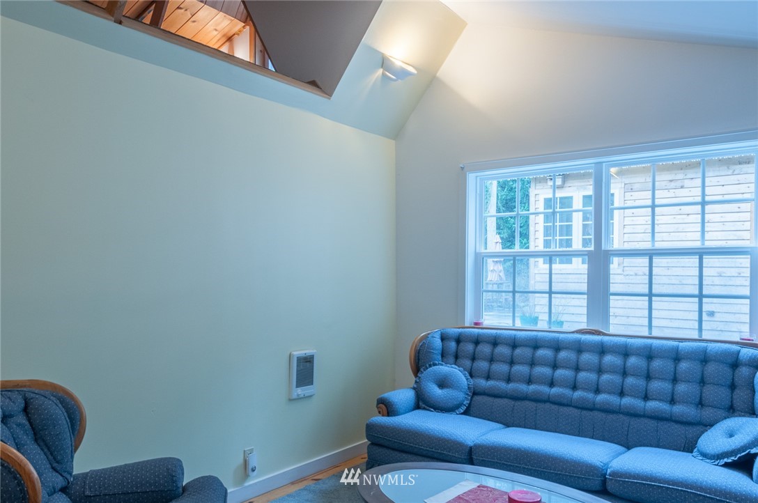 3866 Adobe Road Clinton, WA 98236 - Photo 13 of 25 Gallery Image 13