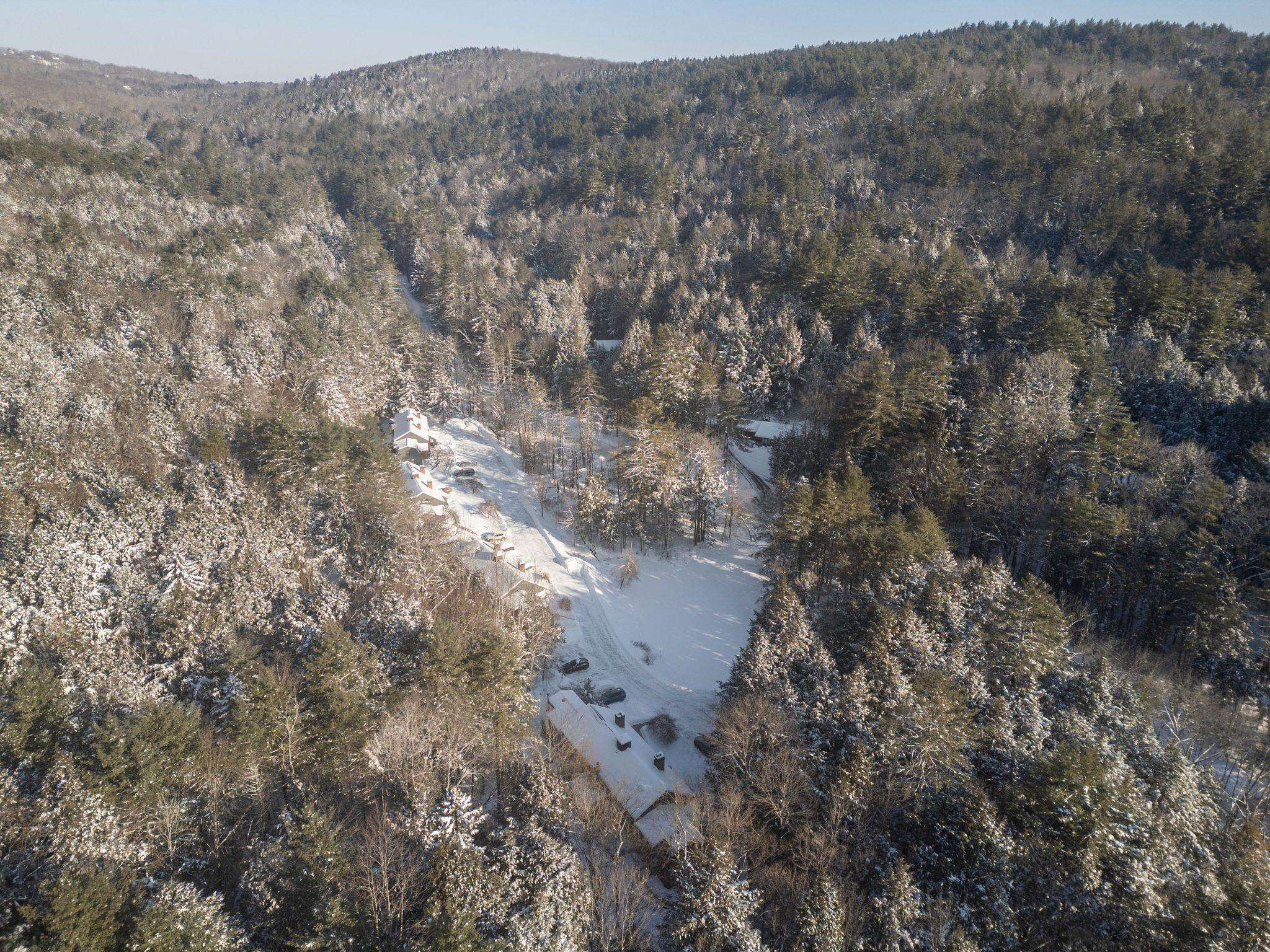 574 Willard Road, Unit 1E Hartford, VT 05001 - Photo 28 of 30