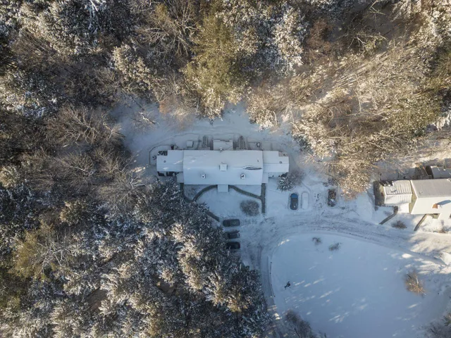 $240,000 | 574 Willard Road, Unit 1E, Hartford, VT 05001