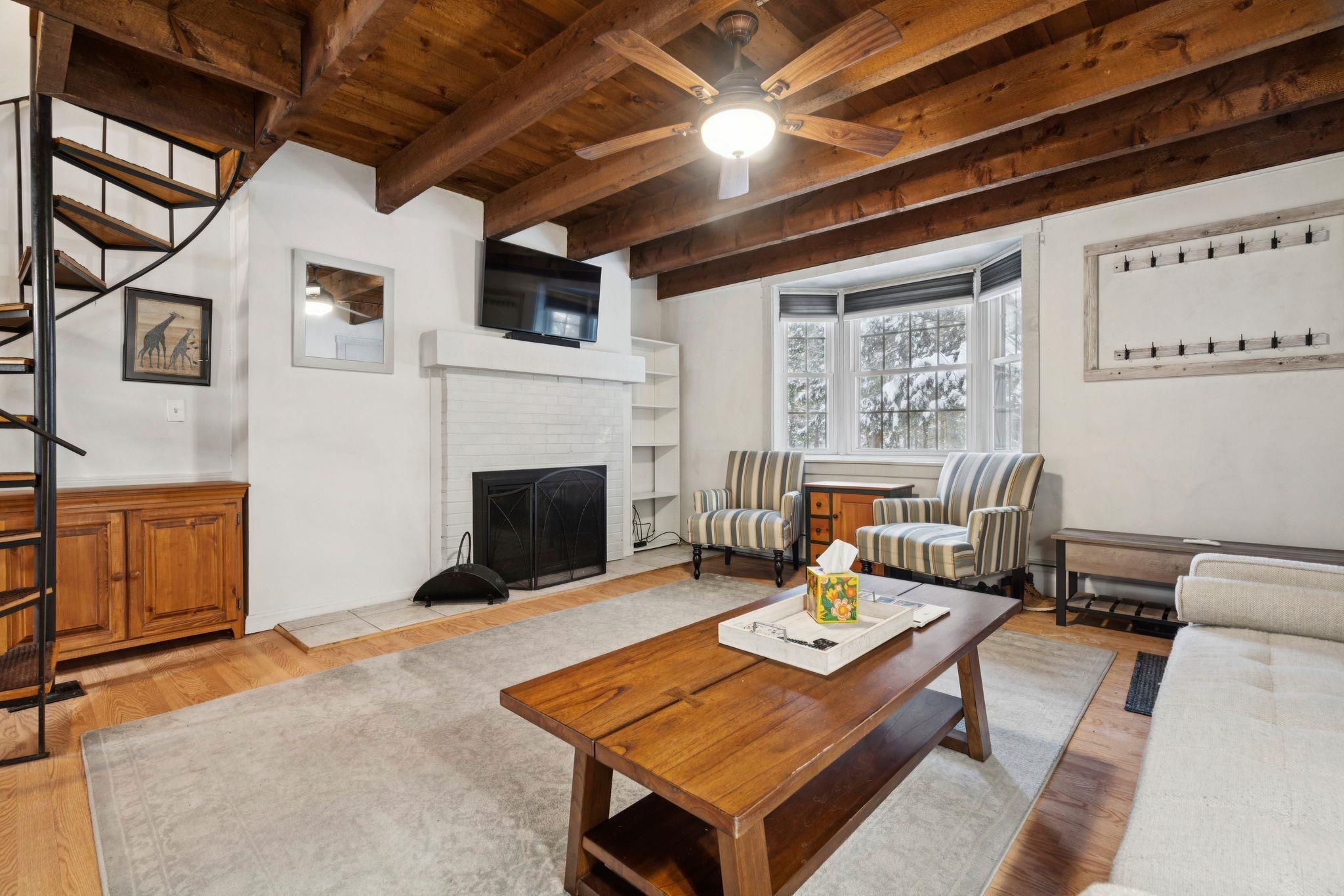 574 Willard Road, Unit 1E Hartford, VT 05001 - Photo 6 of 30