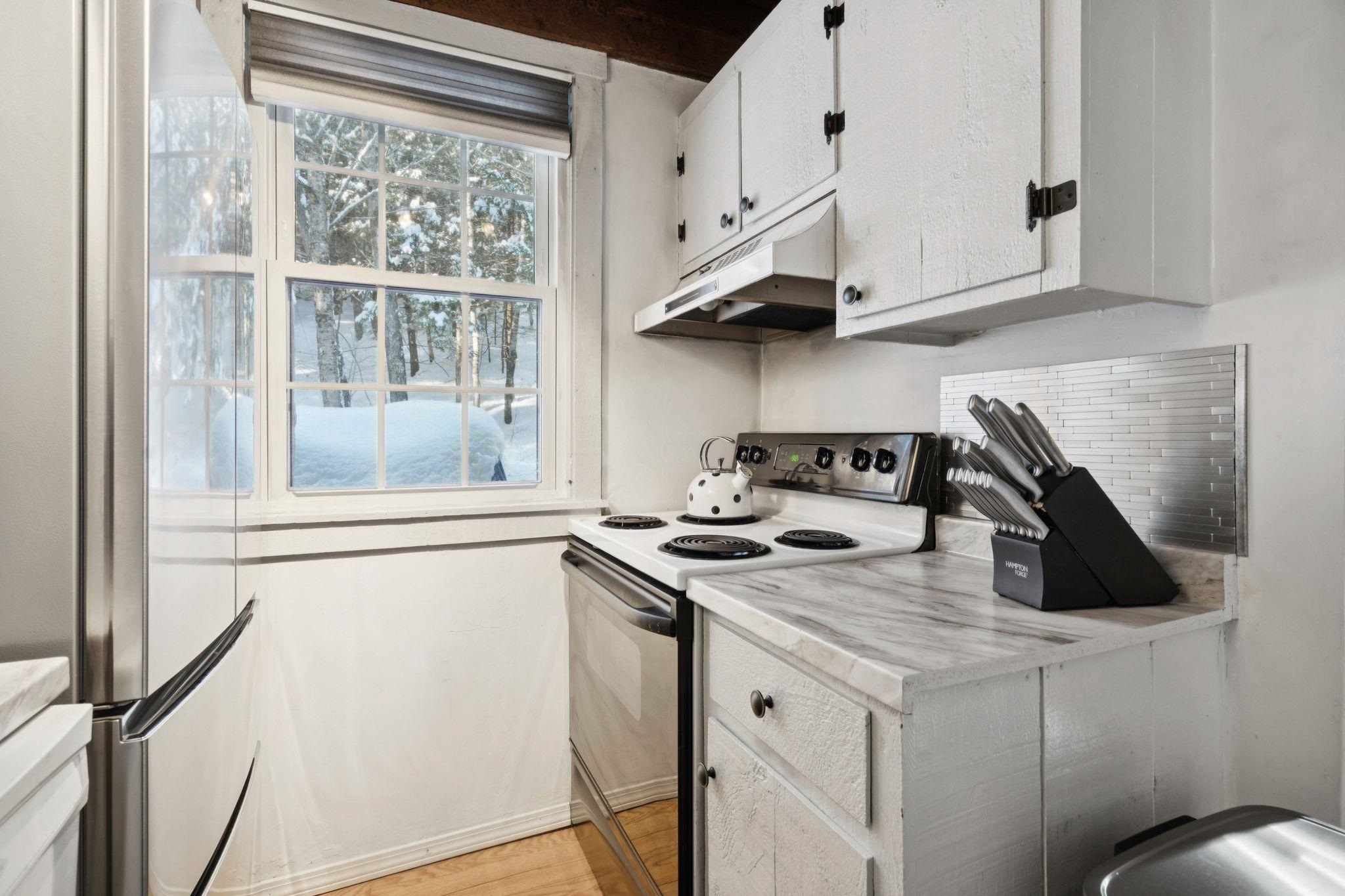 574 Willard Road, Unit 1E Hartford, VT 05001 - Photo 10 of 30