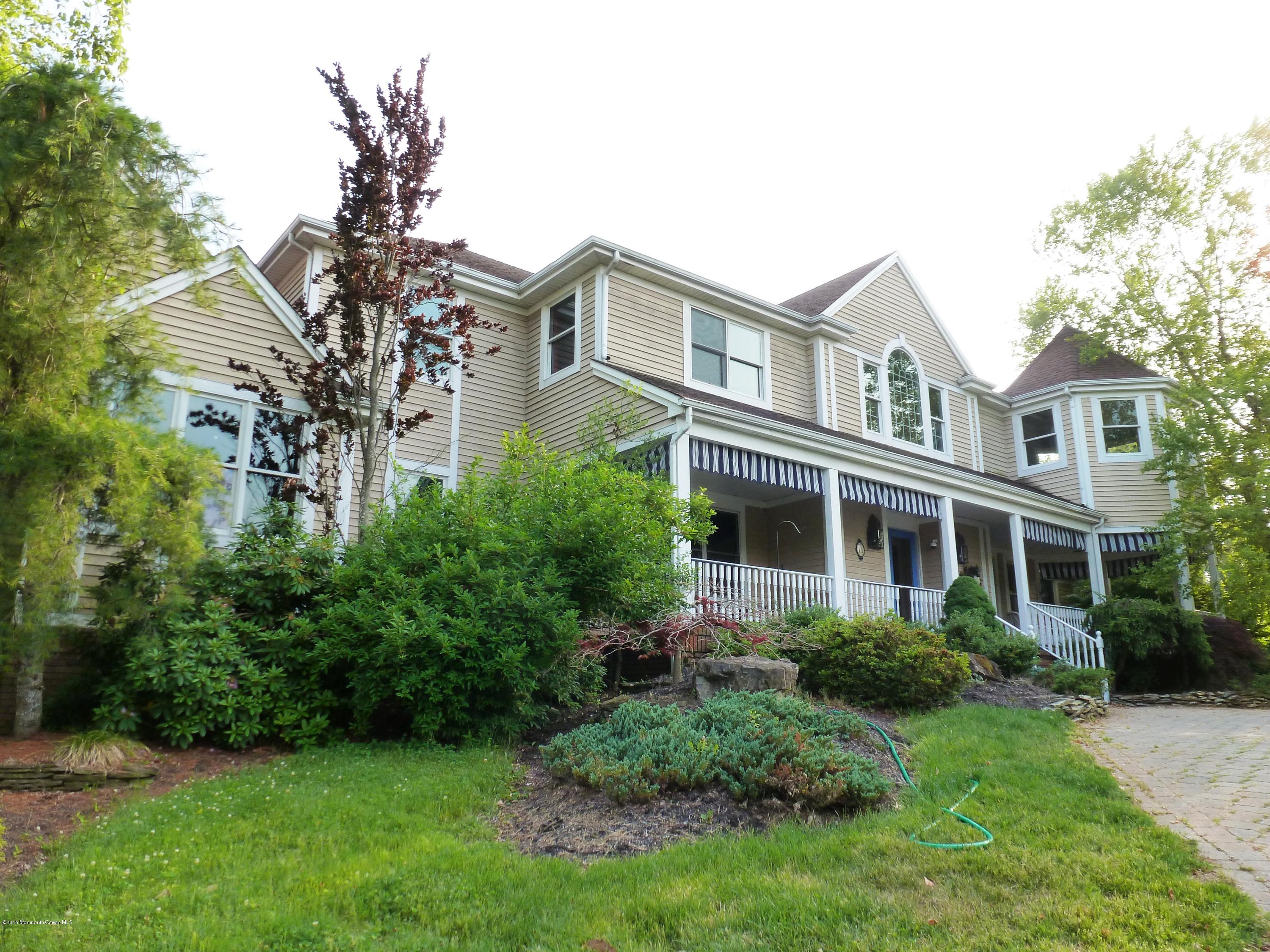 14 Old Stable Way Colts Neck, NJ 07722 - Photo 1 of 19 P1010265