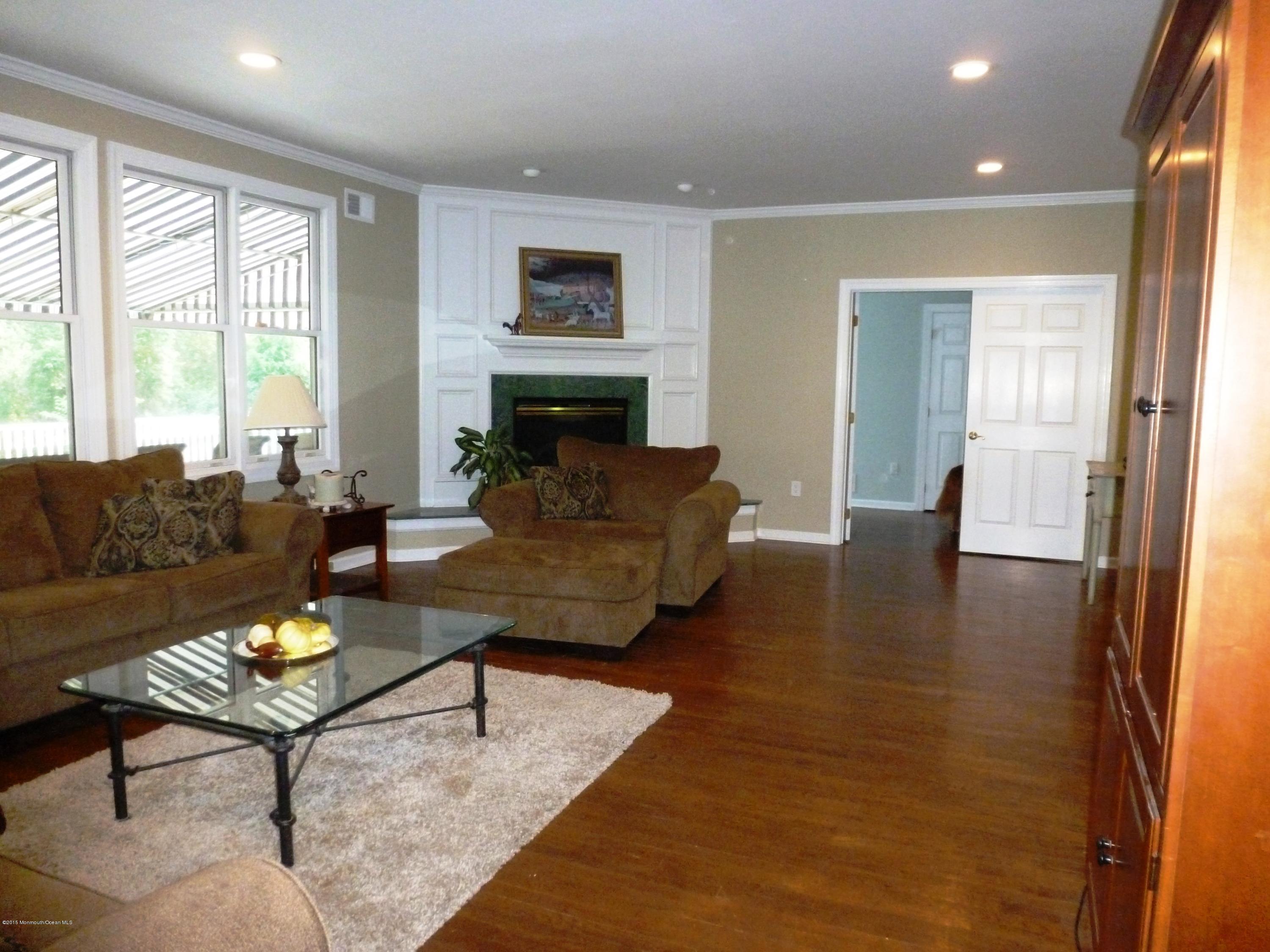 14 Old Stable Way Colts Neck, NJ 07722 - Photo 8 of 19 P1010271
