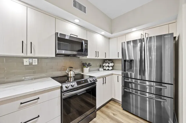 $499,800 | 11790 St Andrews Place, Unit 202, Wellington, FL 33414