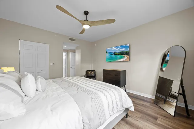 $499,800 | 11790 St Andrews Place, Unit 202, Wellington, FL 33414