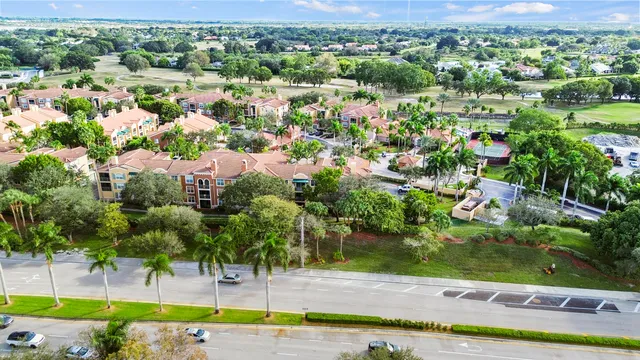 $499,800 | 11790 St Andrews Place, Unit 202, Wellington, FL 33414