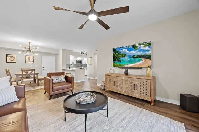 $499,800 | 11790 St Andrews Place, Unit 202, Wellington, FL 33414