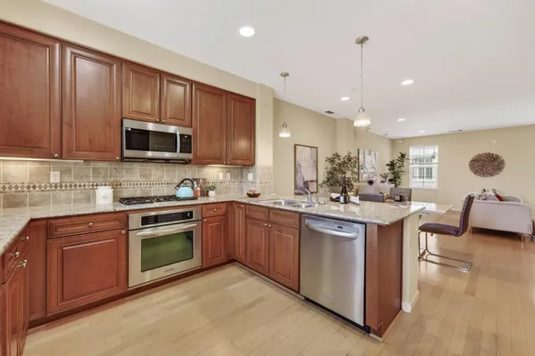 $1,250,000 | 1030 Luz Del Sol Tr Loop, Milpitas, CA 95035