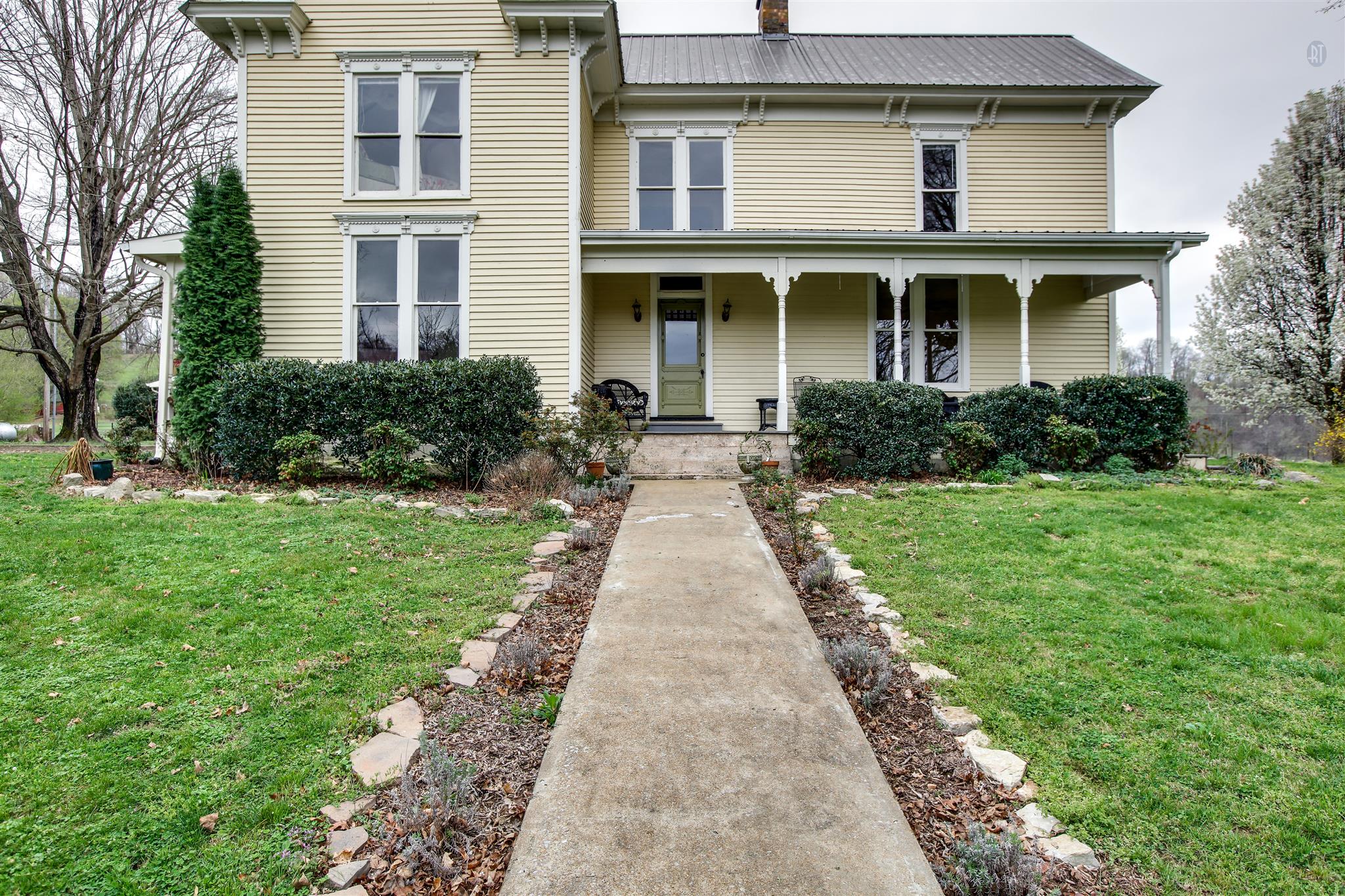 3887 Raleigh-Elam Road Santa Fe, TN 38482 - Photo 6 of 27 This Gorgeous 1842 Renovated Farmhouse has Historic Charm