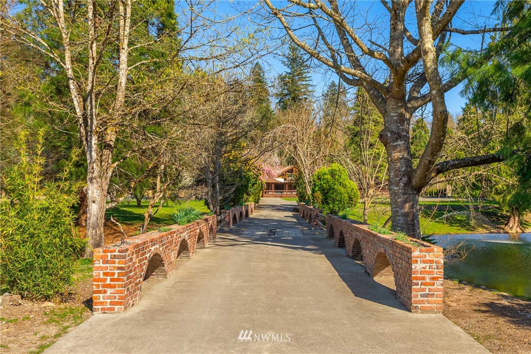 18700 Byers Road Southeast Maple Valley, WA 98038 - Photo 30 of 40 a view of an outdoor space and a yard