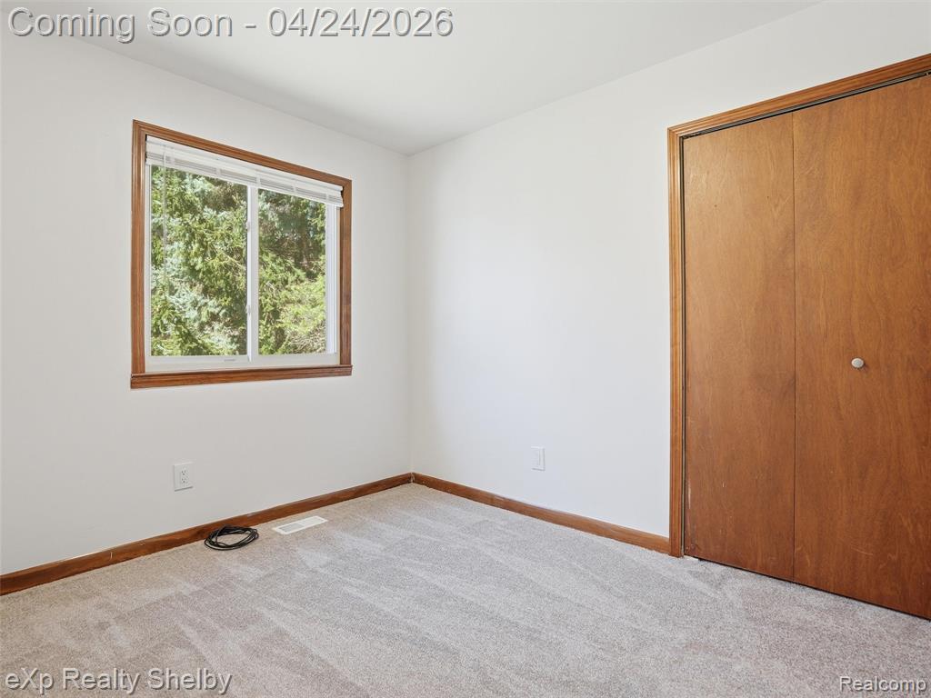 49301 Schoenherr Road Utica, MI 48315 - Photo 19 of 47 Gallery Image 19