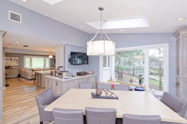 $999,900 | 62 Ledgewood Road, Framingham, MA 01701