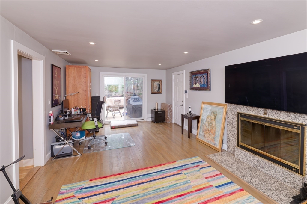 62 Ledgewood Road Framingham, MA 01701 - Photo 17 of 42