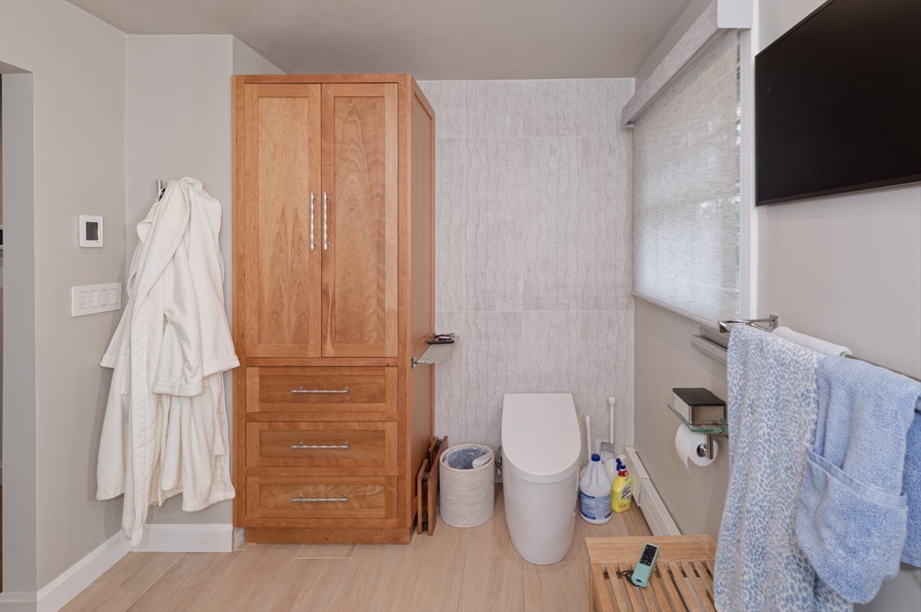 62 Ledgewood Road Framingham, MA 01701 - Photo 25 of 42