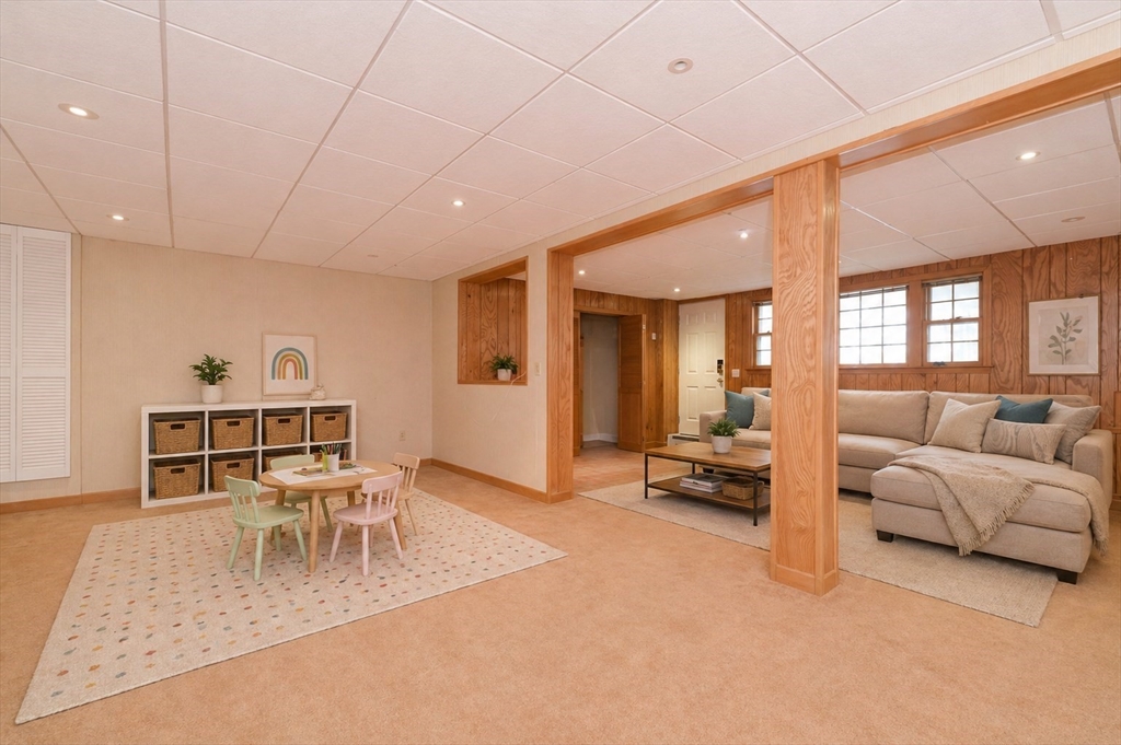 62 Ledgewood Road Framingham, MA 01701 - Photo 33 of 40