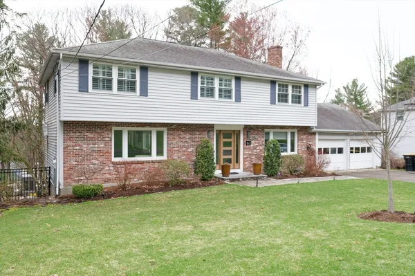 $999,900 | 62 Ledgewood Road, Framingham, MA 01701
