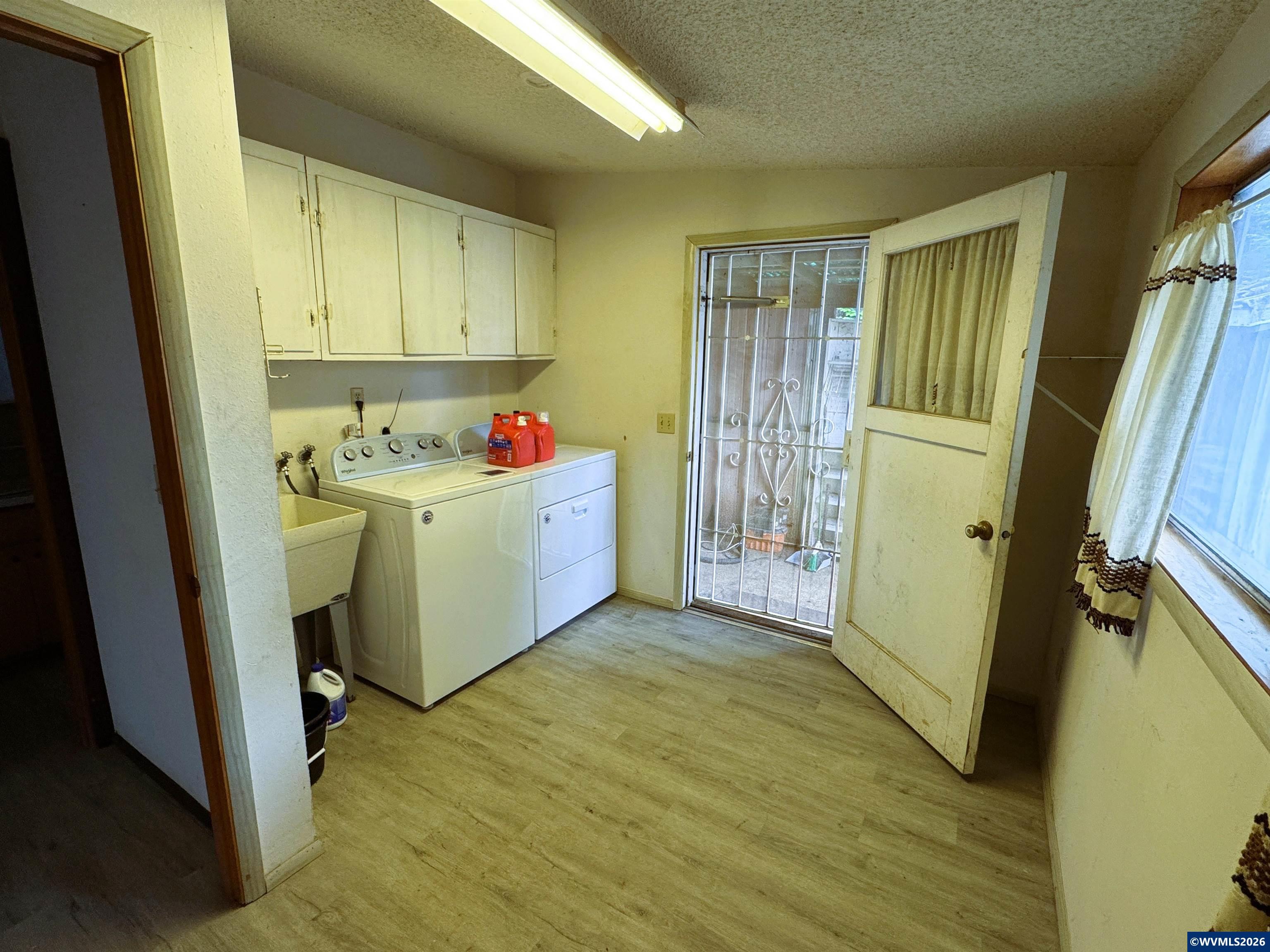 27690 Fern Ridge Road Sweet Home, OR 97386 - Photo 35 of 37