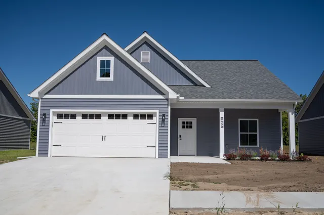 $2,595 | 8452 Oak Shade Circle, Davison, MI 48423