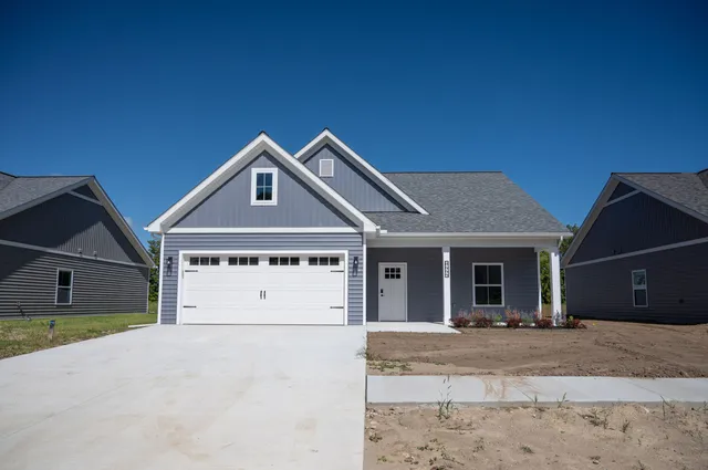 $2,595 | 8452 Oak Shade Circle, Davison, MI 48423