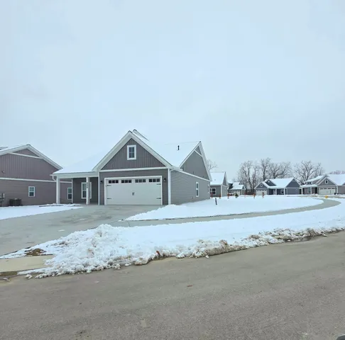 $2,595 | 8452 Oak Shade Circle, Davison, MI 48423