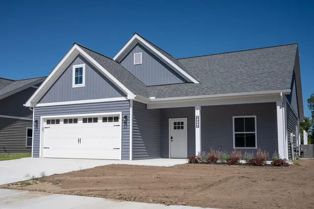 $2,595 | 8452 Oak Shade Circle, Davison, MI 48423