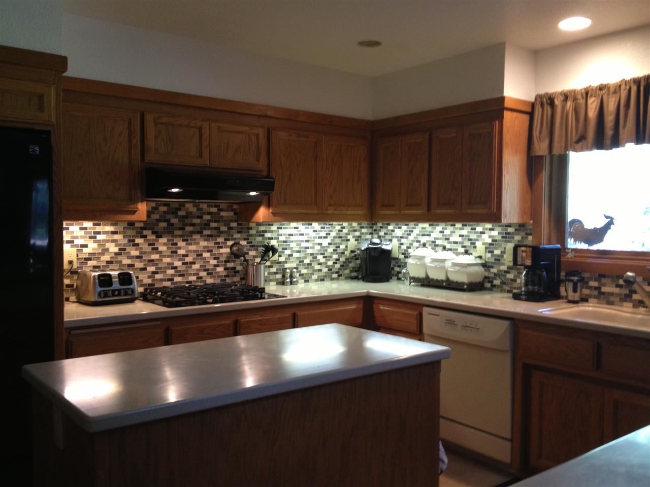 172 Meadow Road Chester, CA 96020 - Photo 3 of 9 Gallery Image 3