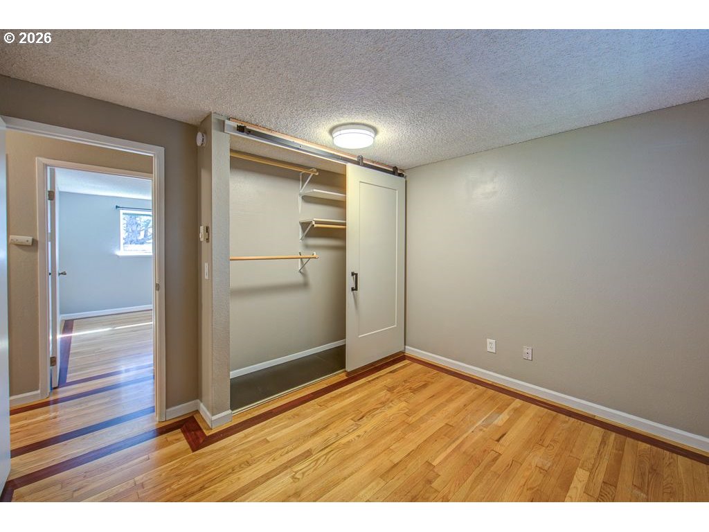 3326 Northeast View Avenue Gresham, OR 97030 - Photo 18 of 36