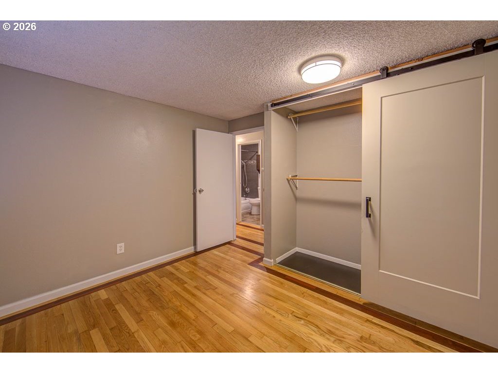 3326 Northeast View Avenue Gresham, OR 97030 - Photo 19 of 36