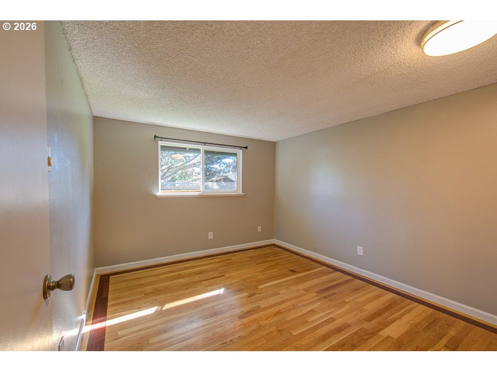 3326 Northeast View Avenue Gresham, OR 97030 - Photo 20 of 36