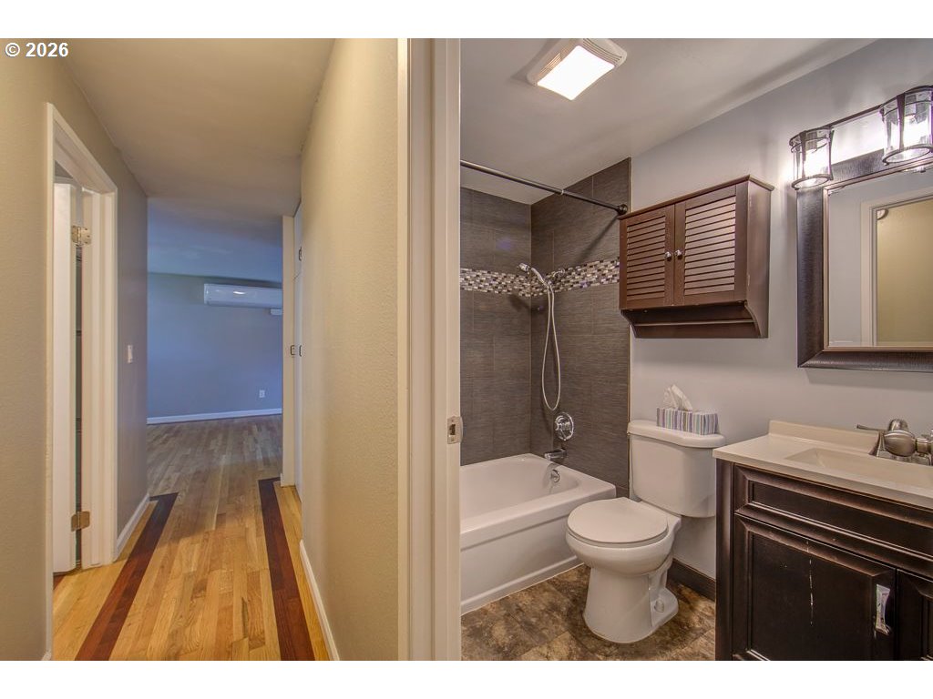 3326 Northeast View Avenue Gresham, OR 97030 - Photo 26 of 36