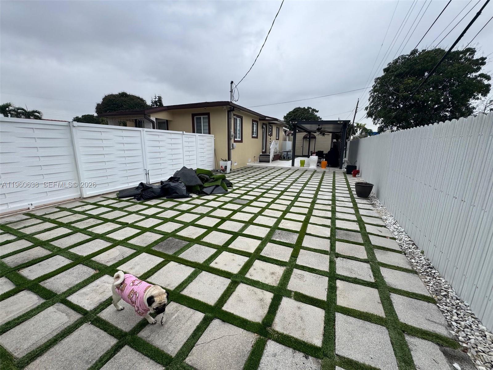 41 East 54th Street, Unit 41 Hialeah, FL 33013 - Photo 11 of 13