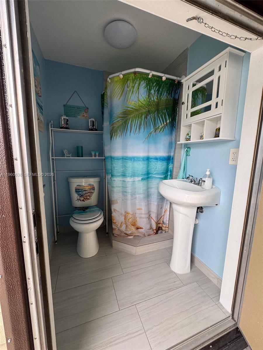 41 East 54th Street, Unit 41 Hialeah, FL 33013 - Photo 13 of 13