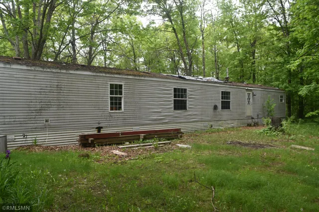 $114,900 | 44863 Highway 48, Hinckley, MN 55037