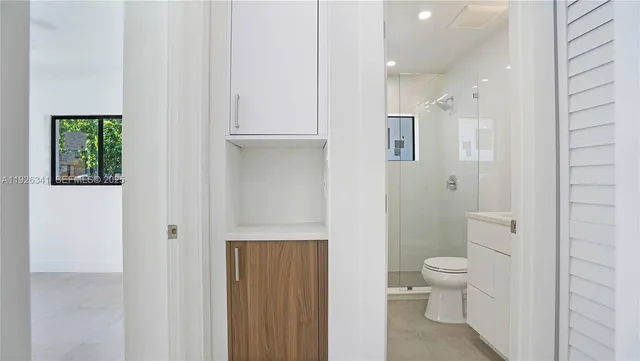 $2,300 | 1119 West Las Olas Boulevard, Unit 1, Fort Lauderdale, FL 33312