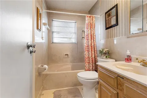 $149,900 | 164 Yvonne Drive, Avondale, LA 70094