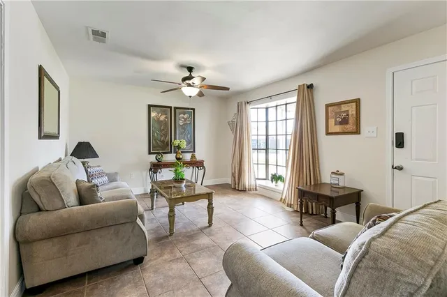 $149,900 | 164 Yvonne Drive, Avondale, LA 70094