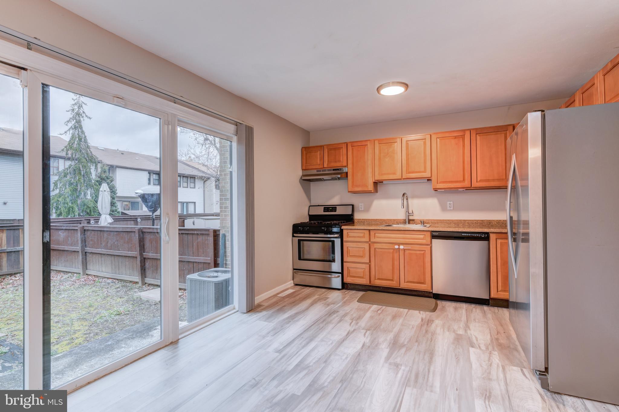 668 Ithaca Place Hightstown, NJ 08520 - Photo 6 of 20