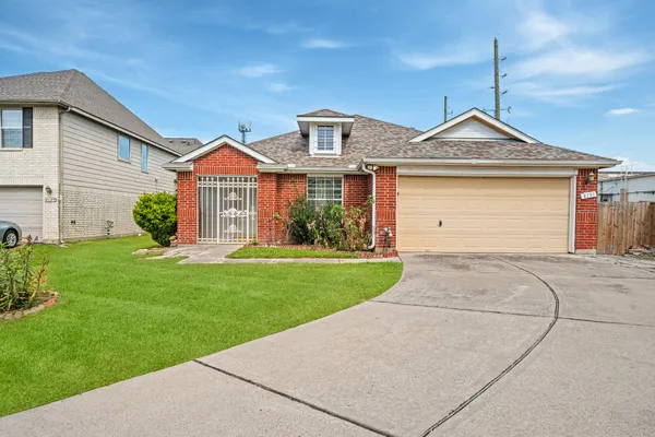 $304,990 | 8131 Golden Trace Court, Houston, TX 77083