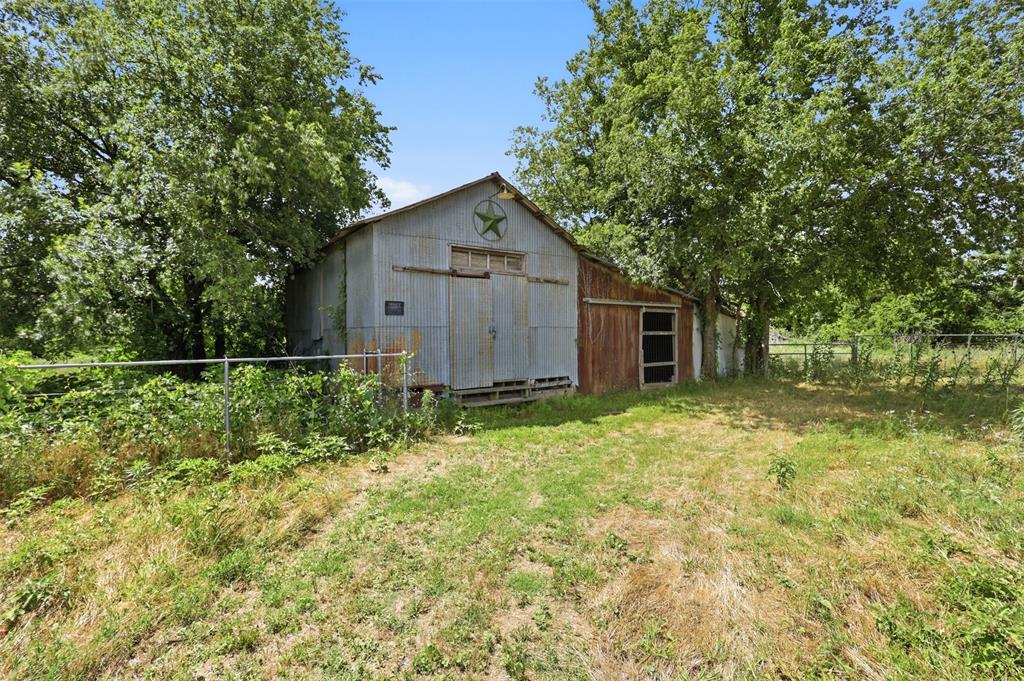 1009 El Rancho Rio Bridgeport, TX 76426 - Photo 18 of 40