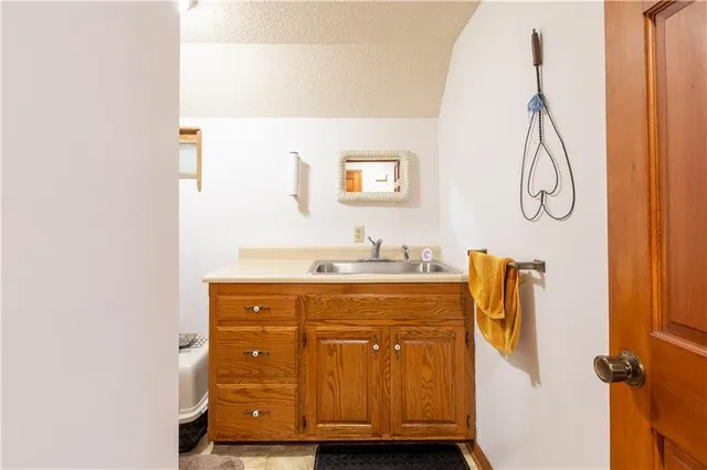 $899,950 | 254 State Highway 39, Greenfield, MO 65661