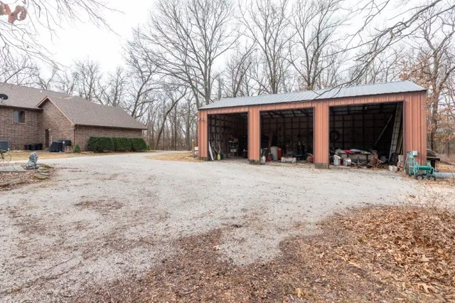 $899,950 | 254 State Highway 39, Greenfield, MO 65661