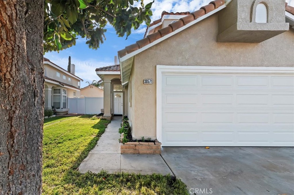 30571 Spring Lake Way Menifee, CA 92584 - Photo 5 of 35