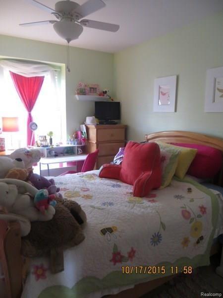 28360 Lange Road New Baltimore, MI 48047 - Photo 10 of 17 IMG_7589.JPG